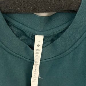 Lululemon. Perfectly oversized crew